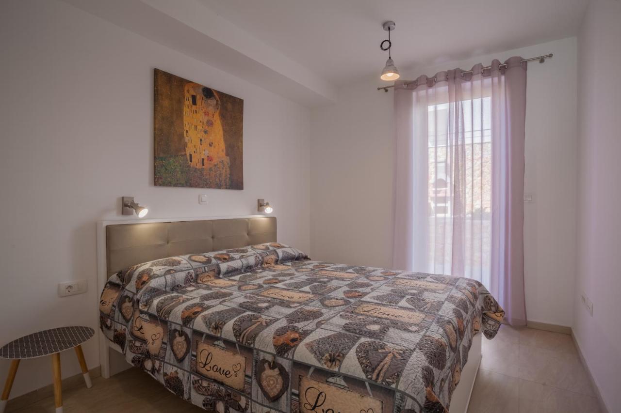 Apartman Madonnina 茨雷斯 外观 照片
